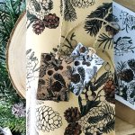 berries-and-pinecones-gift-wrap-and-tags-1