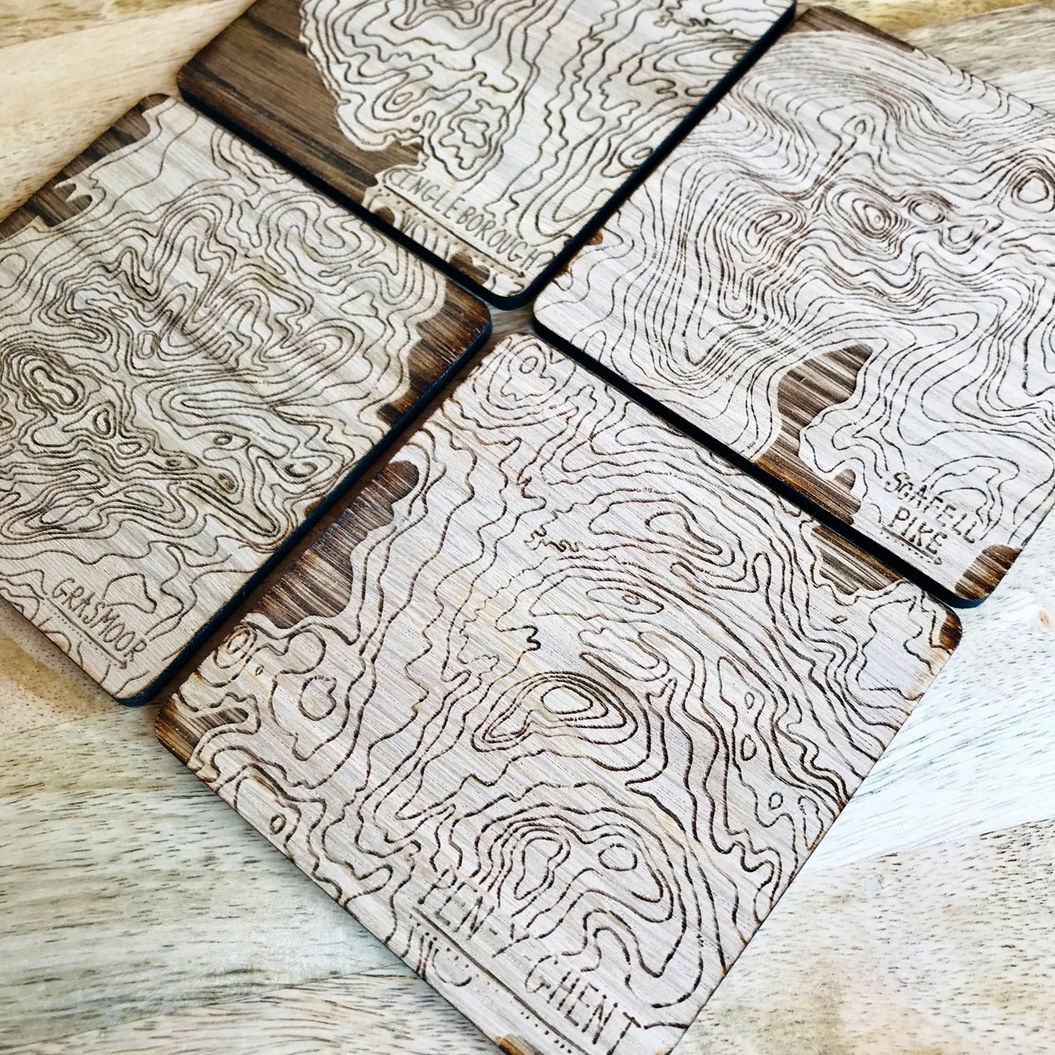 mountain-wales-coasters-set