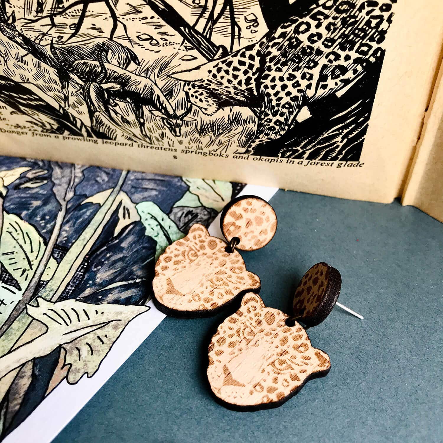 leopard-drop-earrings-