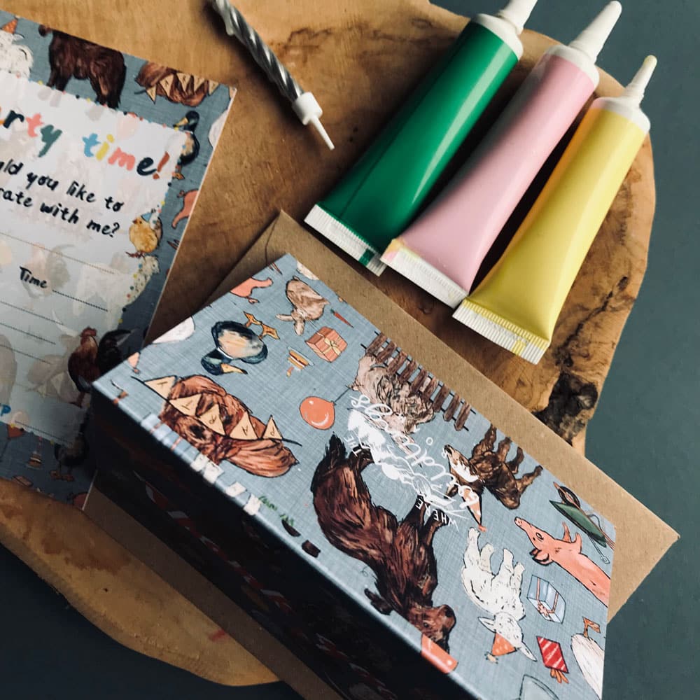 party-time-FARM-invites-2