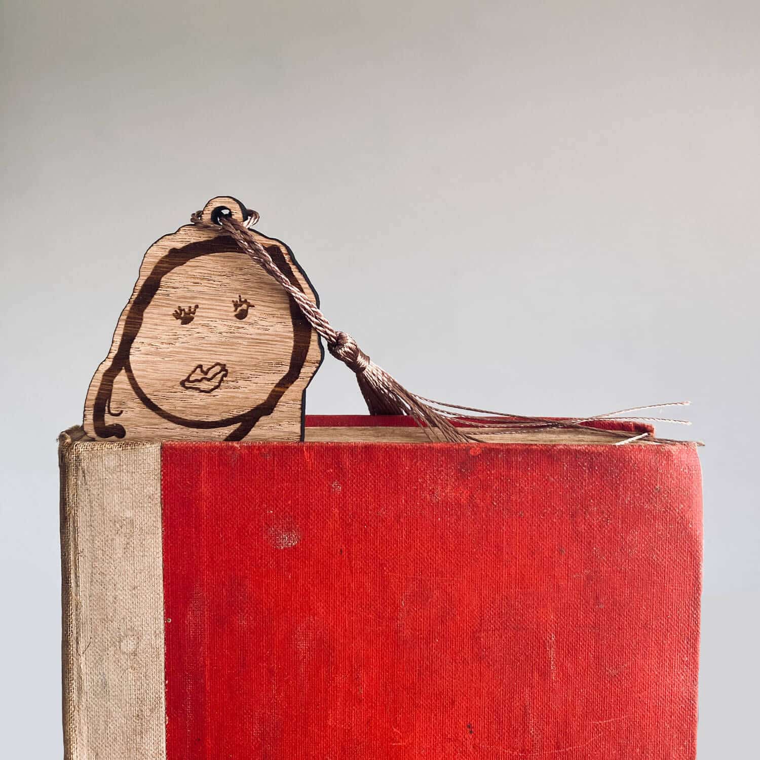 bookmark-teacher-head-book