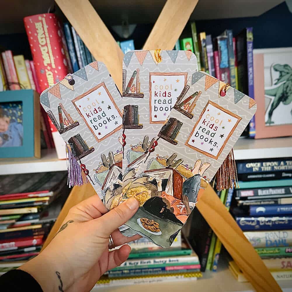 cool-kids-read-books-bookmark