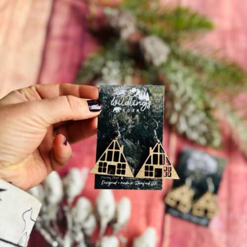 scandi-wooden-hut-earrings-houses