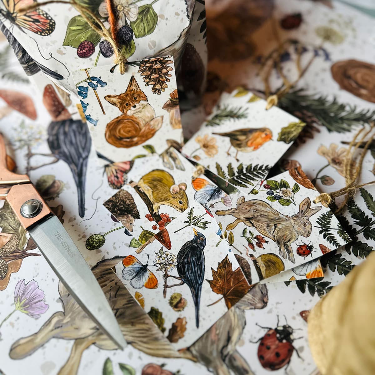 hedgerow-gift-wrap2