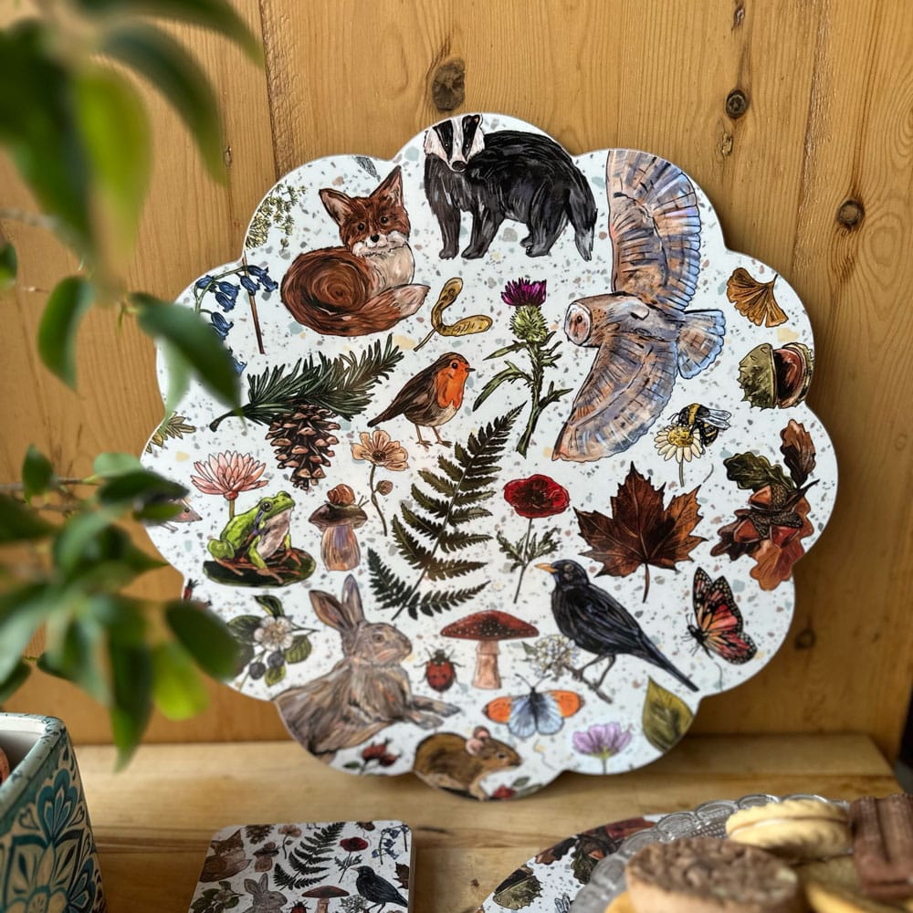 hedgerow-british-centre-piece-table