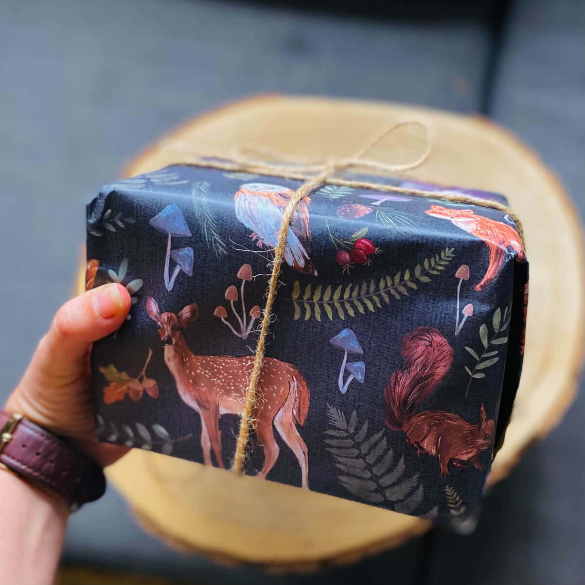 Fern-Forest-Animals-gift-wrap2.jpg