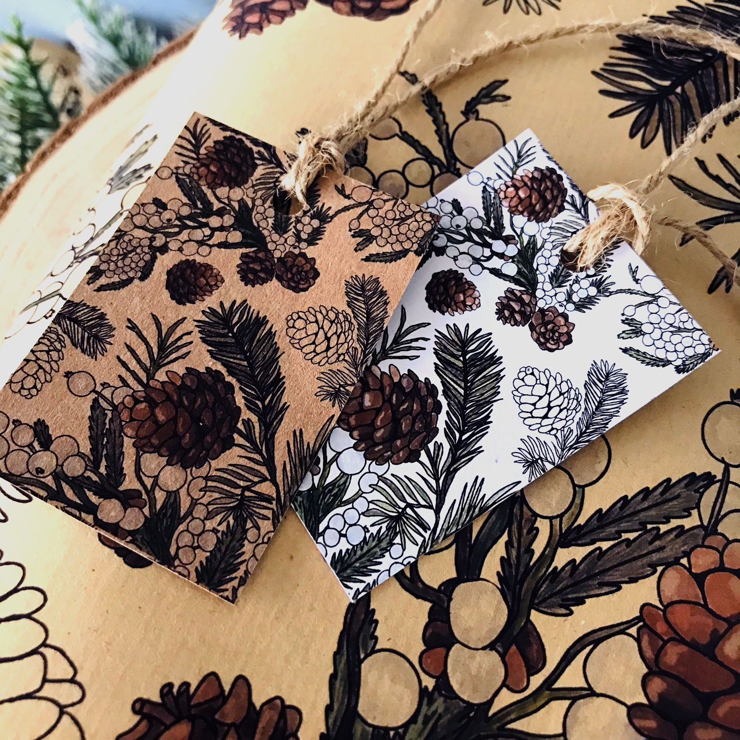 berries-and-pinecones-gift-wrap-and-tags.jpg