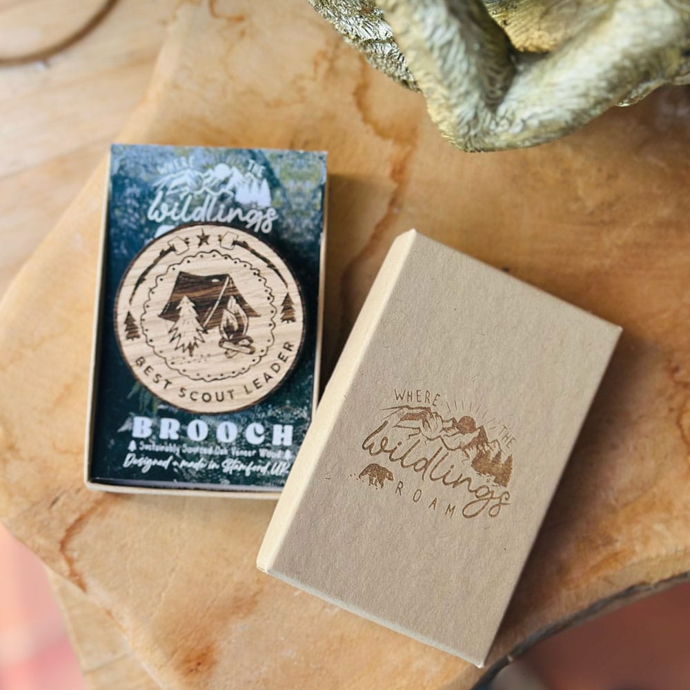 best-scout-leader-brooch-badge-wood.jpg
