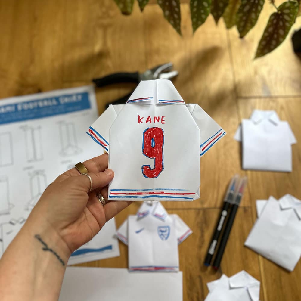 download-football-tshirt-origami.2.jpg