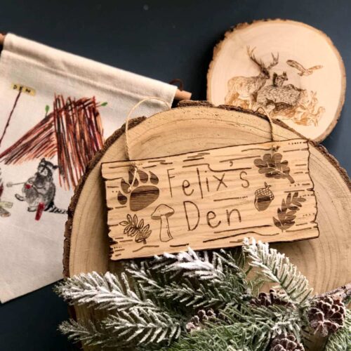 felixs-den-woodland-sign-1.jpg